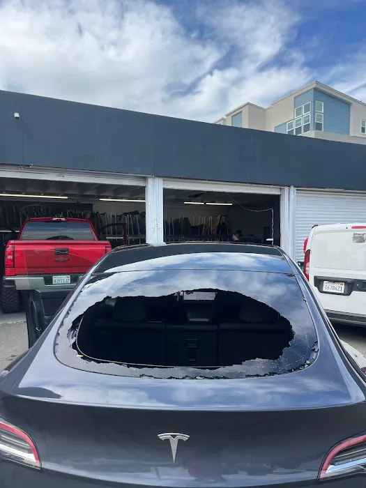 Auto Glass Force & Window Tinting 3