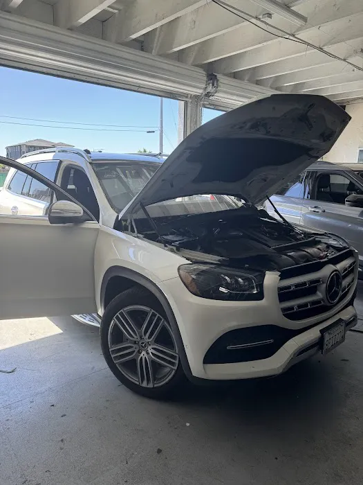 Auto Glass Force & Window Tinting 0
