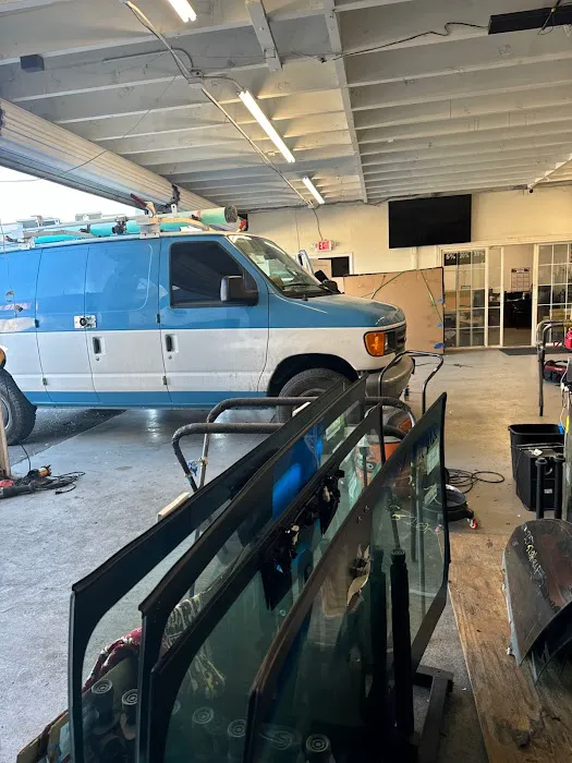 Auto Glass Force & Window Tinting 2