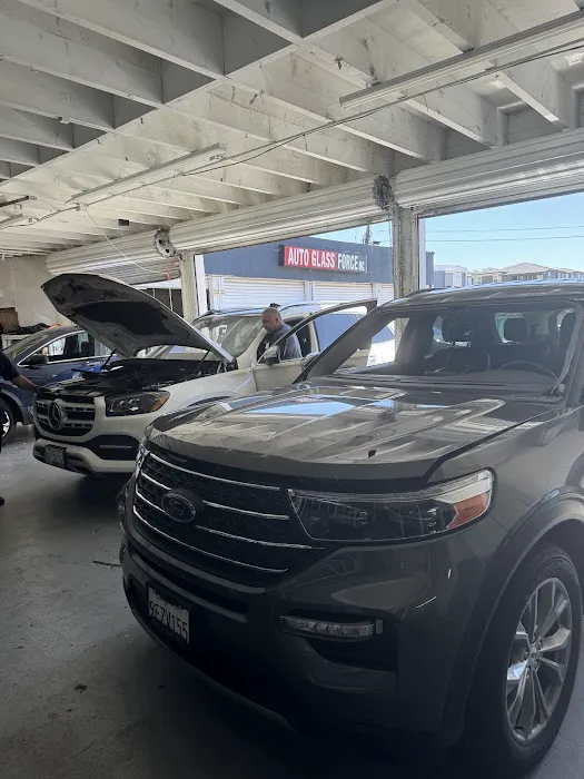 Auto Glass Force & Window Tinting 8