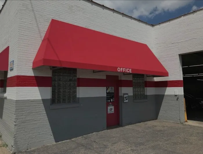 Heppner's Auto Body Repair - Midway 1