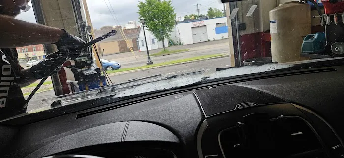 Valvoline Instant Oil Change 3