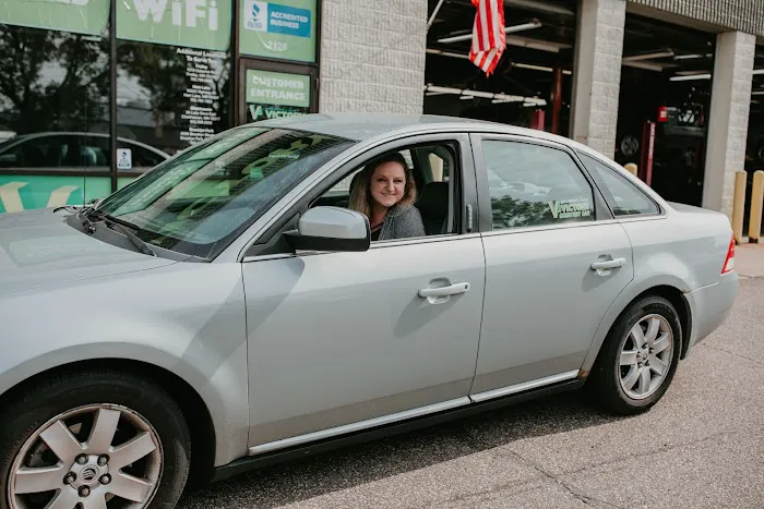 Victory Auto Service & Glass—Maplewood 1