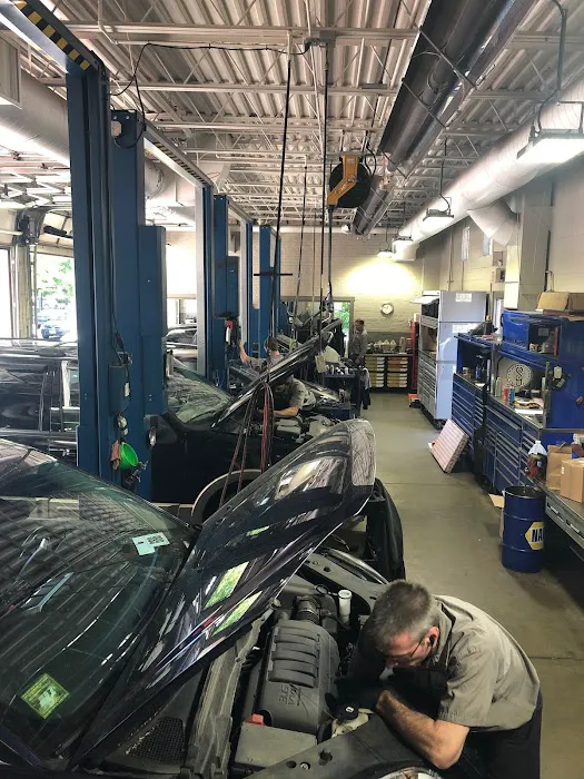 Lloyd's Automotive Service 3