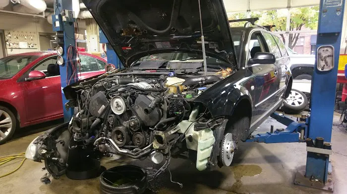 Lloyd's Automotive Service 6