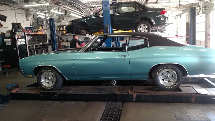 Signal Garage Auto Care 0