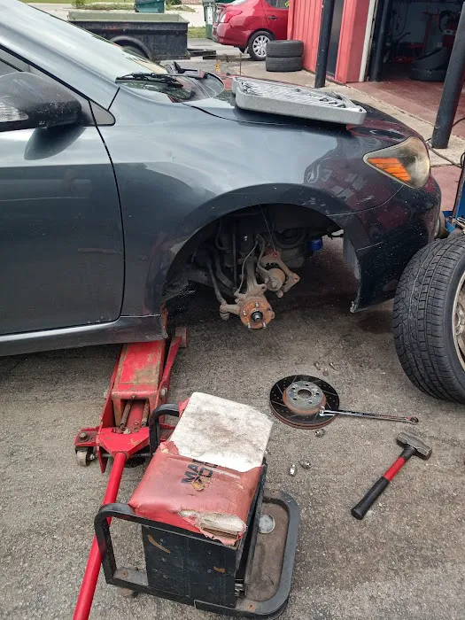 Ramirez Auto Repair & Towing LLC 1