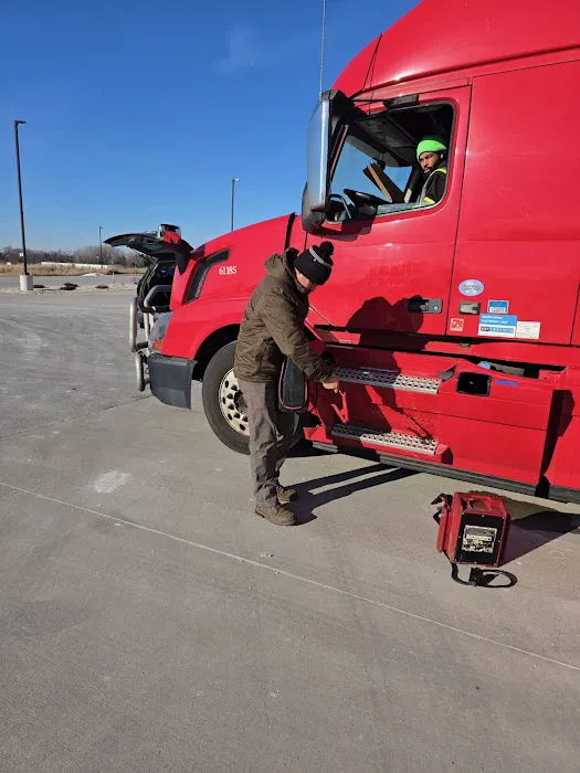 Ramirez Auto Repair & Towing LLC 0