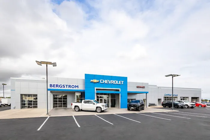Bergstrom Chevrolet GMC of Manitowoc | Service & Repairs 0