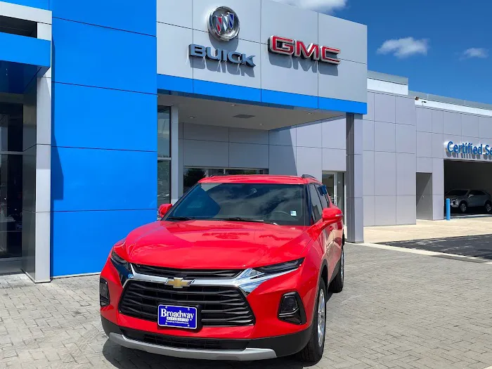 Bergstrom Chevrolet GMC of Manitowoc | Service & Repairs 3