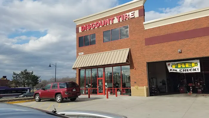 Discount Tire 4