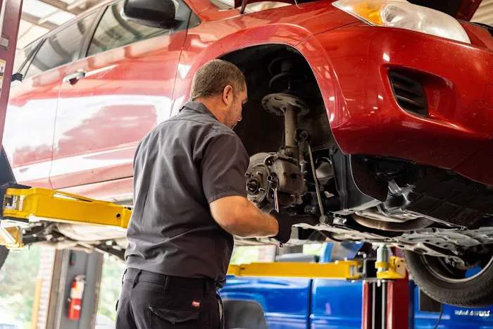 Honest Wrenches Automotive Repair 9