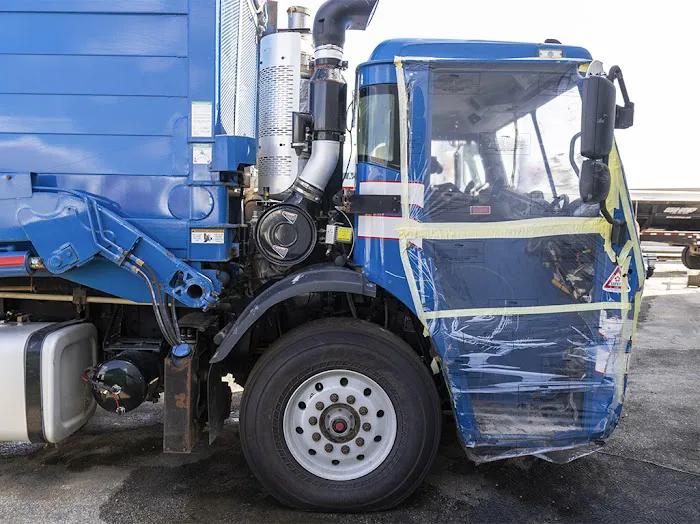 Housby | Paint & Body, Truck Collision Repair Shop 8