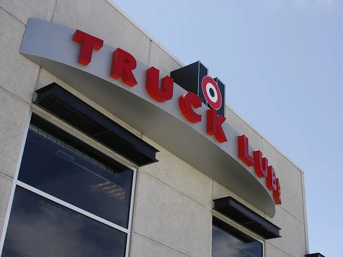 Housby | Truck Lube 6