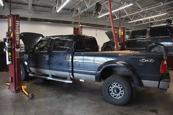 Joey's Auto Shop 2