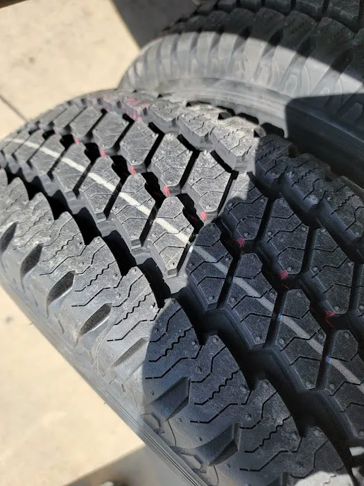 Discount Tire 0