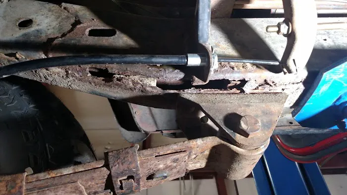 TOM DAVIS AUTOMOTIVE 2