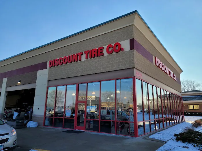 Discount Tire 0