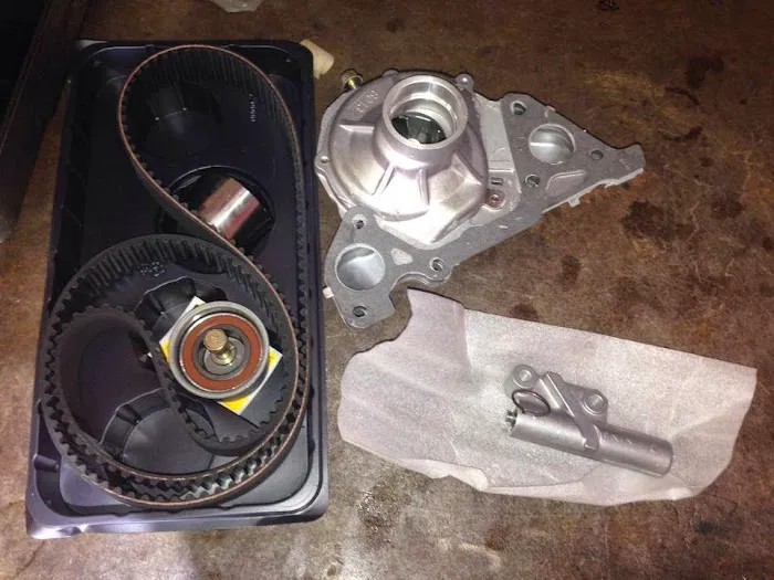 FOWSI'S LUBE AND REPAIR 1