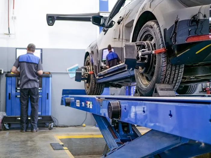 Service Department at Subaru of Rochester 8