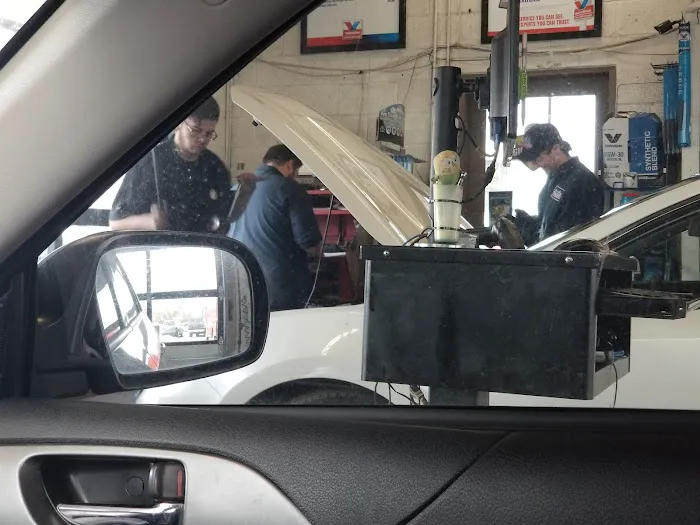 Valvoline Instant Oil Change 9