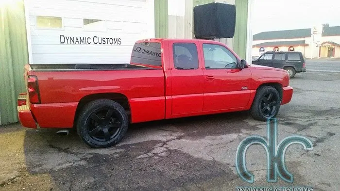 Dynamic Customs 3