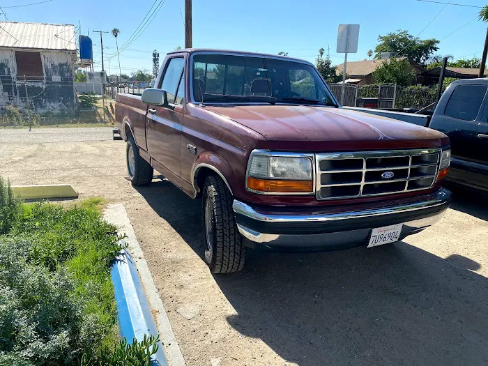 JJ's Auto Body And Paint 5