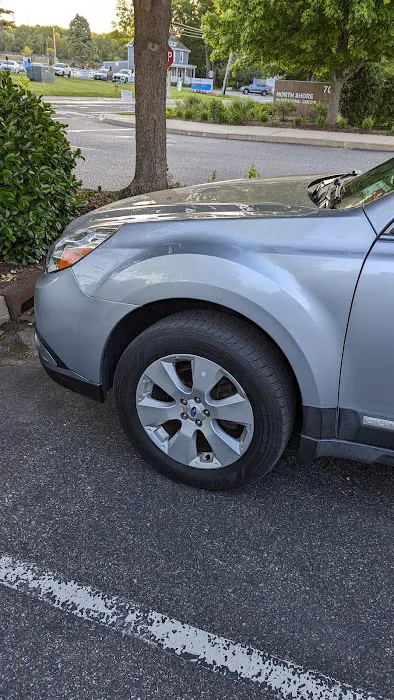 Center Island Collision Inc 7