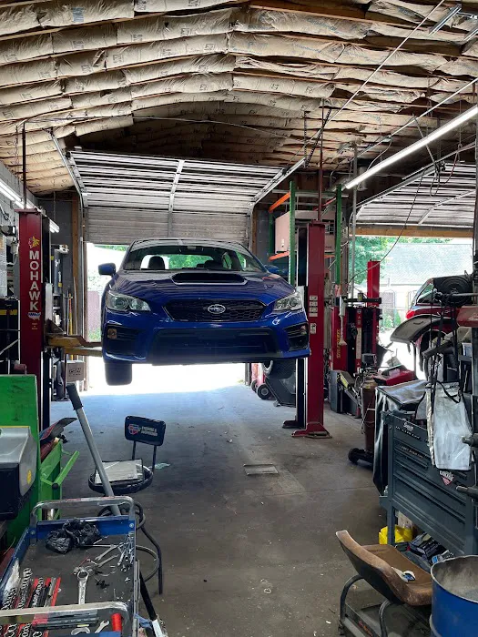 A & R Auto Repair 3