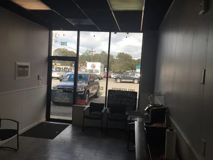 M & I Autobody Collision 7