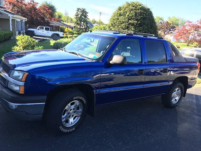 Smithtown Auto Trim Inc 7