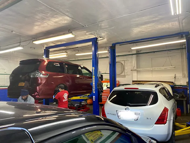 Morenita Auto Repair Shop 9