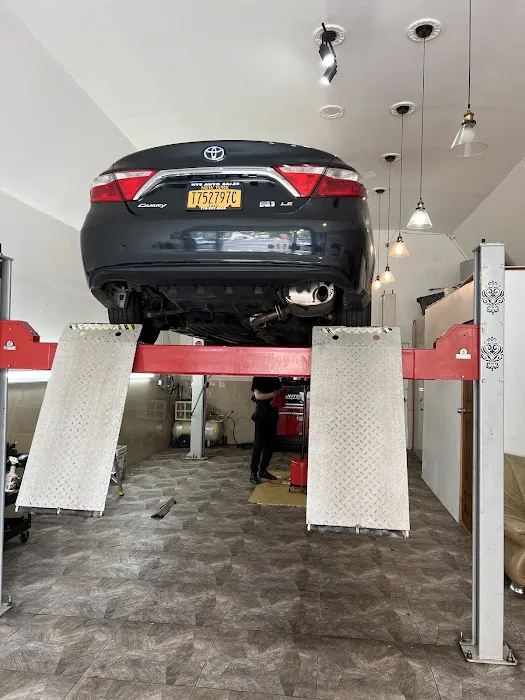 Brooklyn Tire Warehouse 0