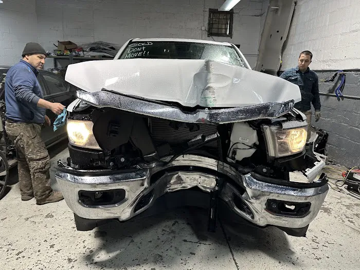 Uz Pro Auto Repair 4