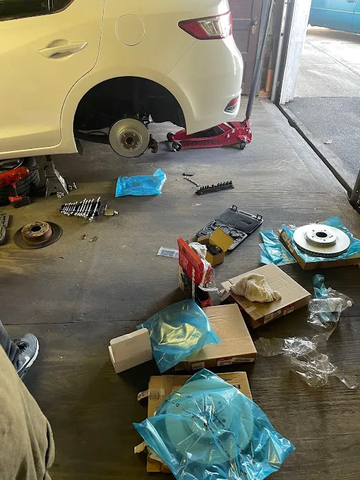 Automotive Service Skyline Mechanics LLC 1