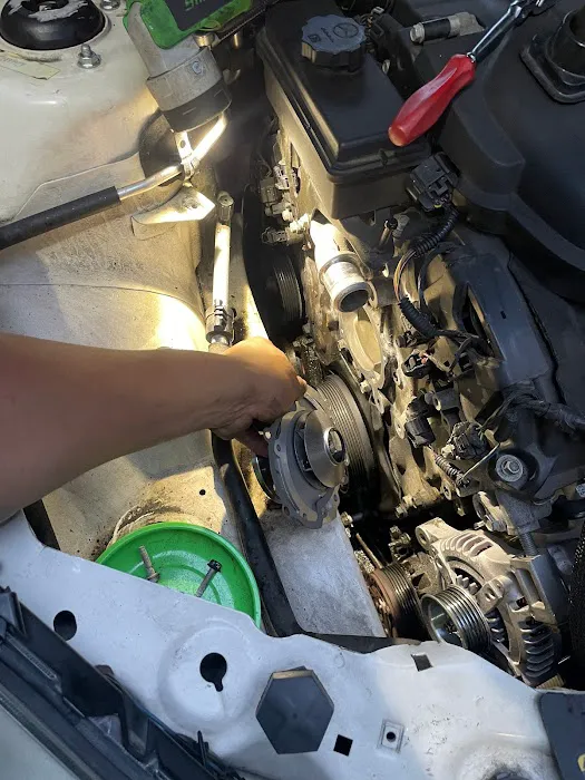 Automotive Service Skyline Mechanics LLC 9
