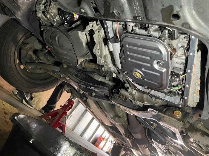 Automotive Service Skyline Mechanics LLC 7