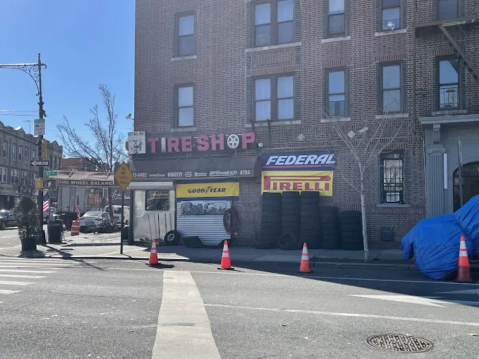 67 Street Tire Shop 3