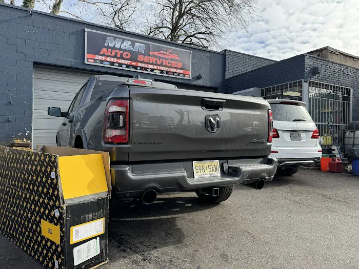 M&R Auto Services | Auto Repair Shop 7