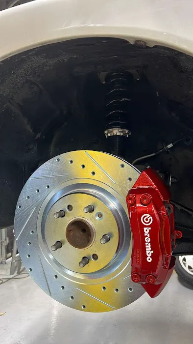 VERSUS Autosports 2