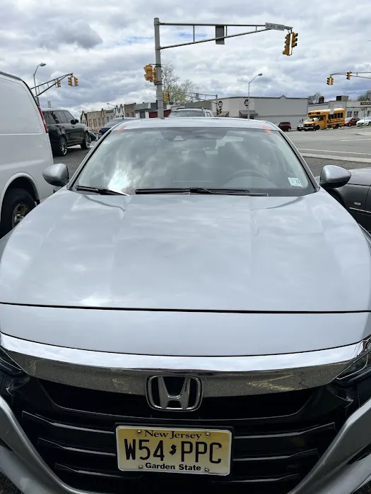 Clifton Auto Glass 3