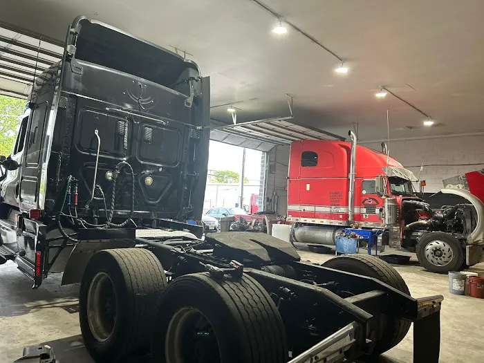 AT TRUCKING REPAIR TECH SHOP USA LLC 9