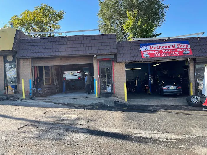 JR Tire Shop 8