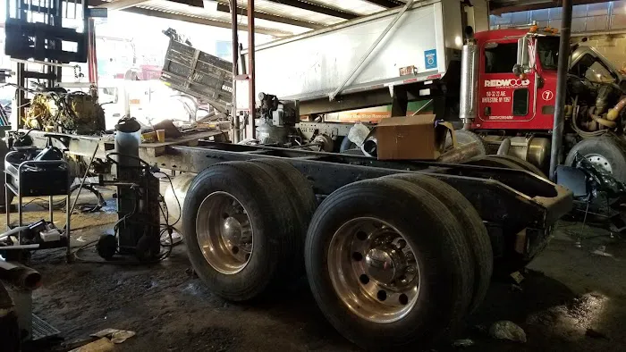 Elio's Truck Repair 9