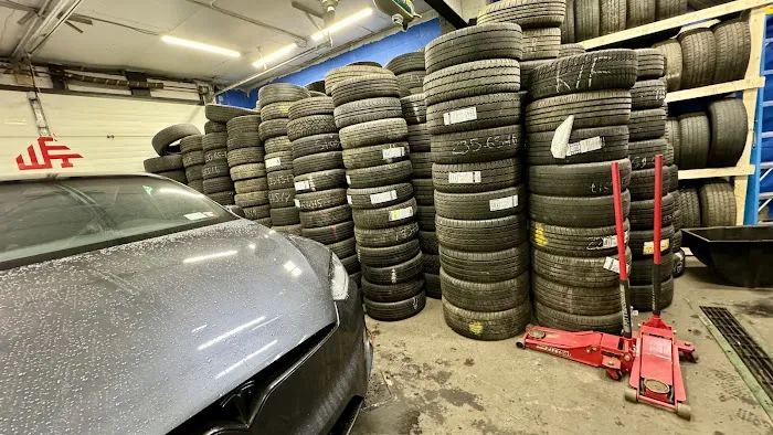 Tavos Tires 1