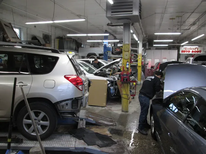 JC Collision Repair / Rolands Auto Body 9