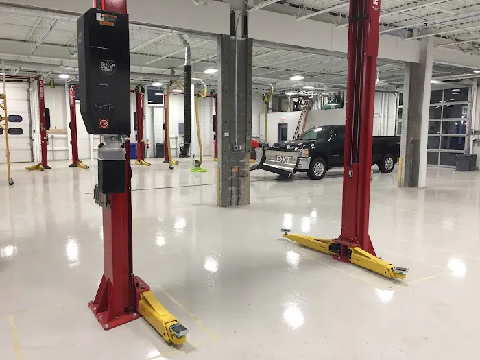 Wilton Auto and Tire Center 2