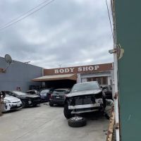 V & V Auto Body