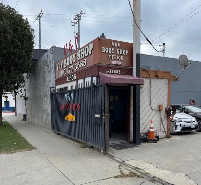 V & V Auto Body 3