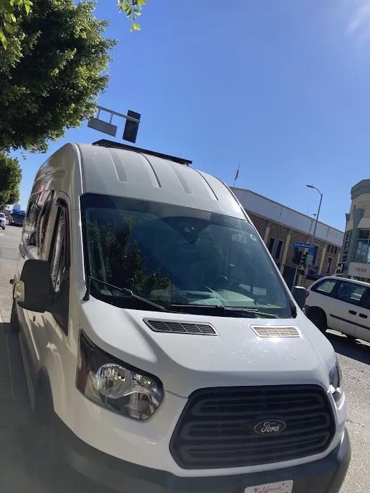 V & V Auto Body 4